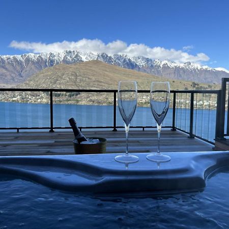 Spa, Mountains & Lake Queenstown Exteriör bild