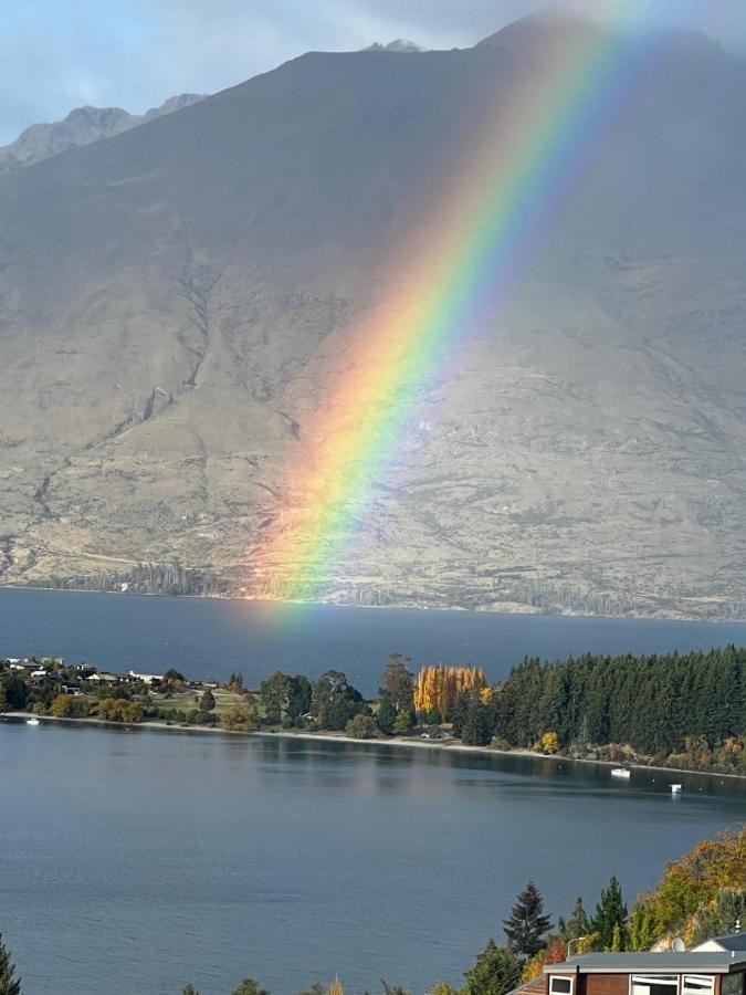 Spa, Mountains & Lake Queenstown Exteriör bild